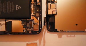 iPhone Display Reparatur geöffnet