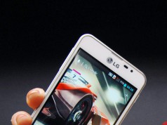 LG Optimus F5 weiß